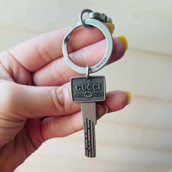 Gucci Keychain - Picture 6 of 9